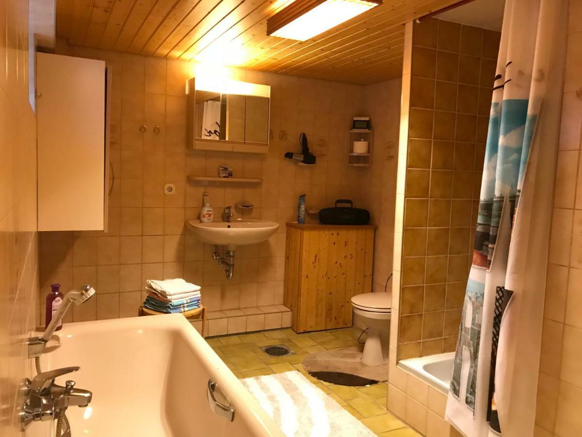 شقة Schoenes Kellerzimmer Mit Bad Mittelangeln المظهر الخارجي الصورة